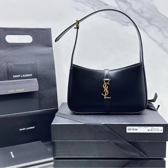 SAINT LAURENT YSL Le 5 a 7 Hobo Bag - Picture 1 of 8